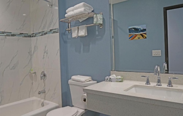 Surf City Inn image 41